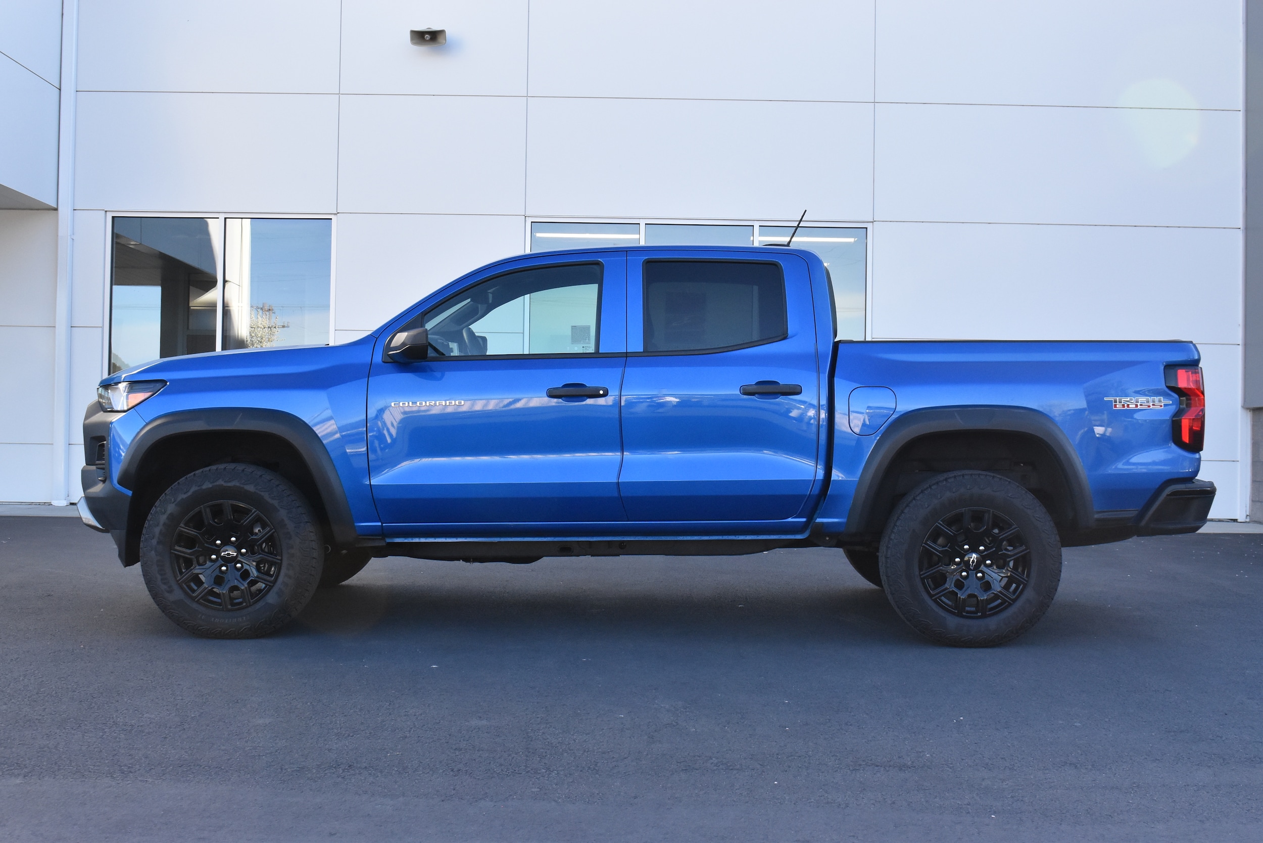 2023 Chevrolet Colorado Trail Boss - Photo 9