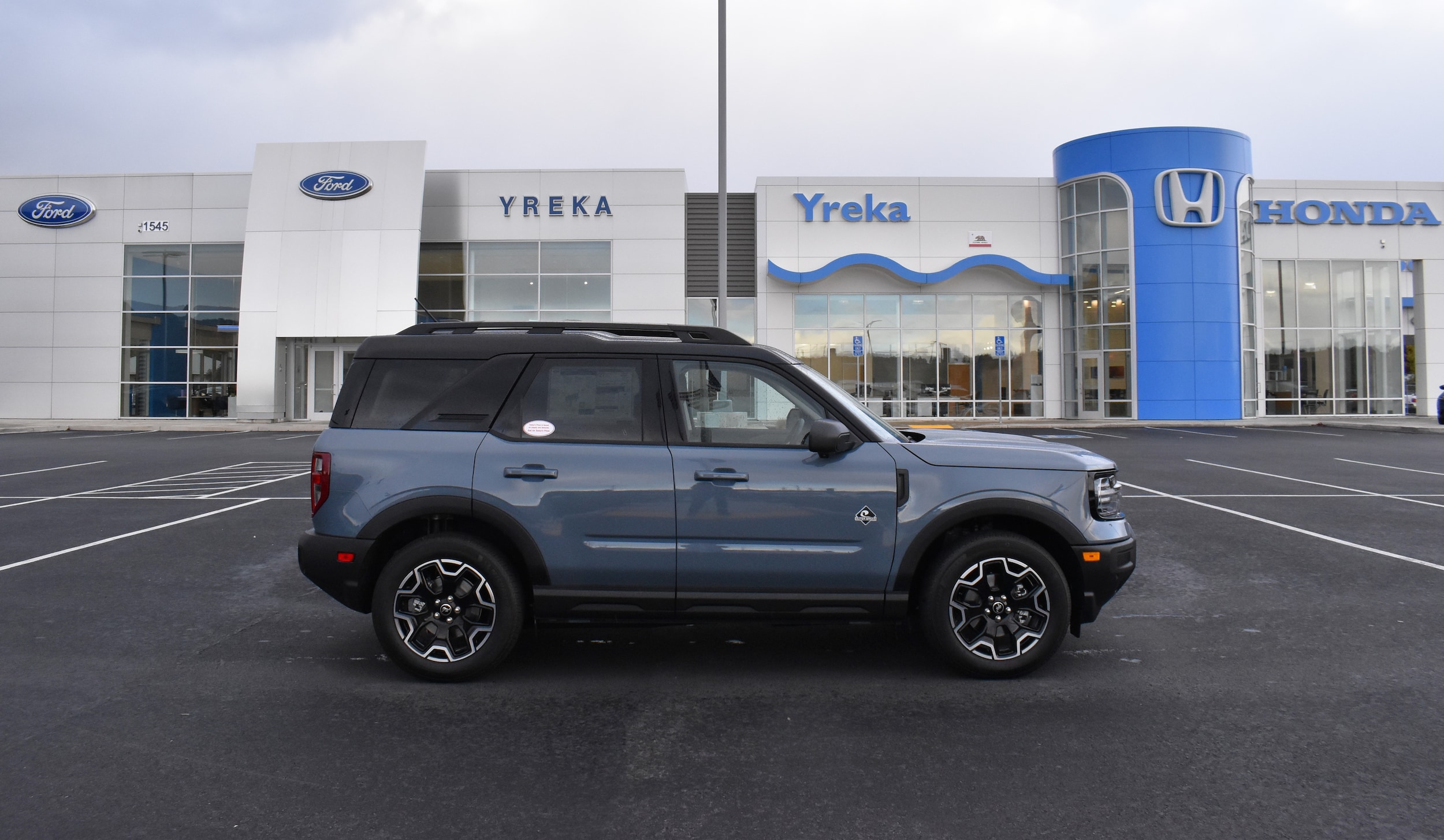2025 Ford Bronco Sport Outer Banks's photo