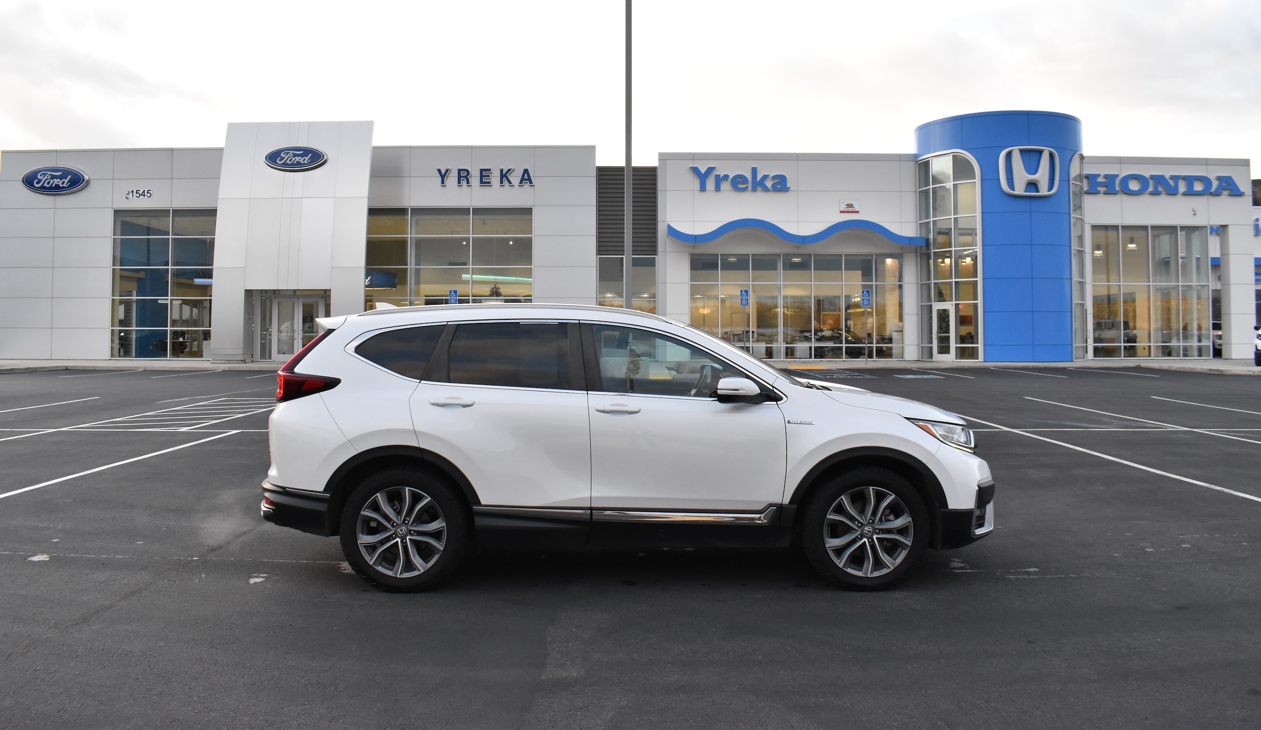 2020 Honda CR-V Touring's photo