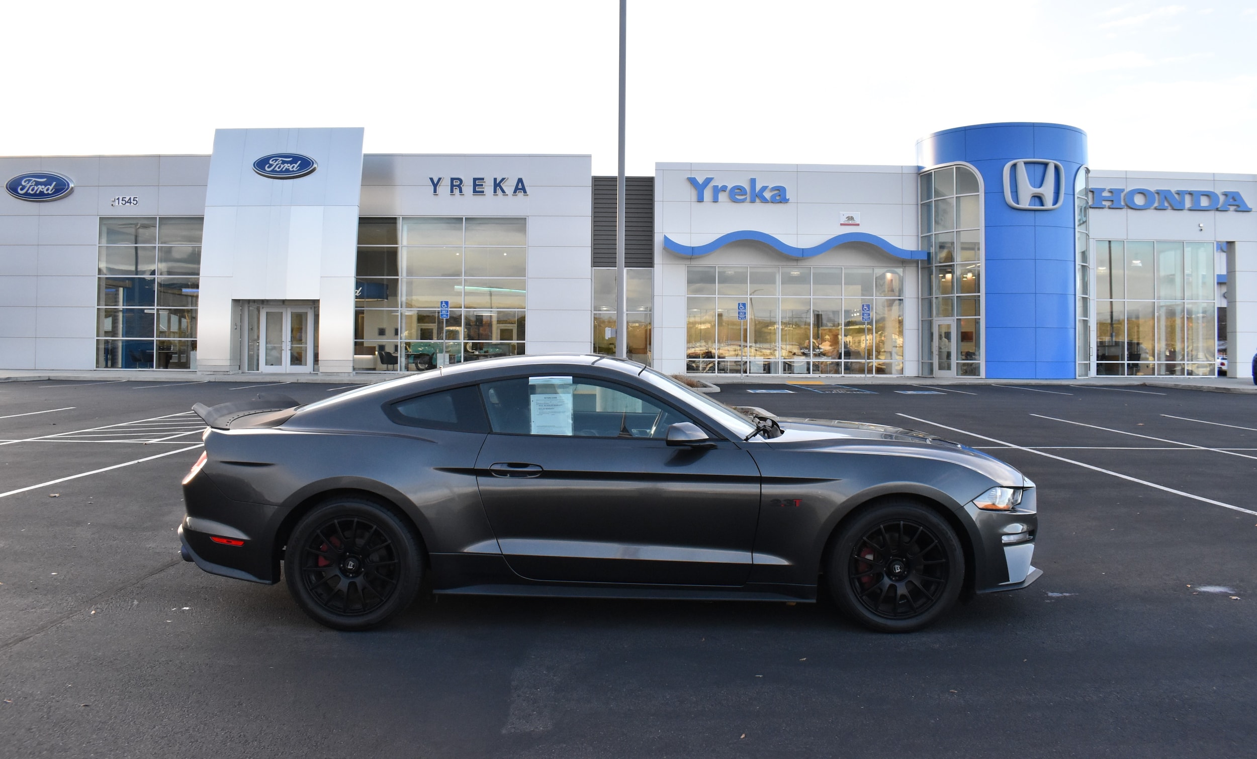 2018 Ford Mustang EcoBoost's photo