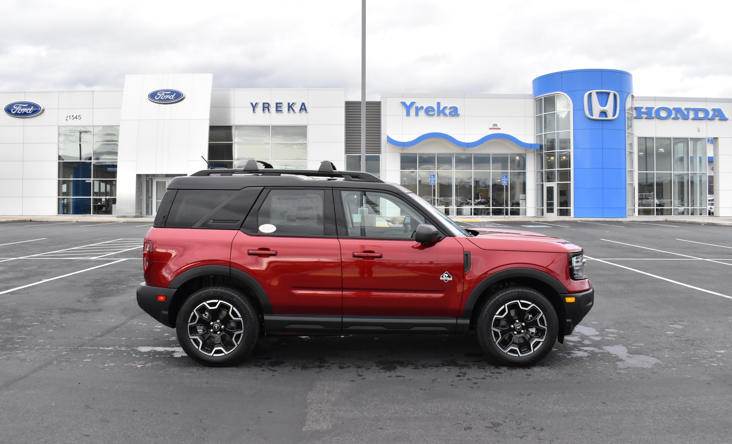 2025 Ford Bronco Sport Outer Banks's photo