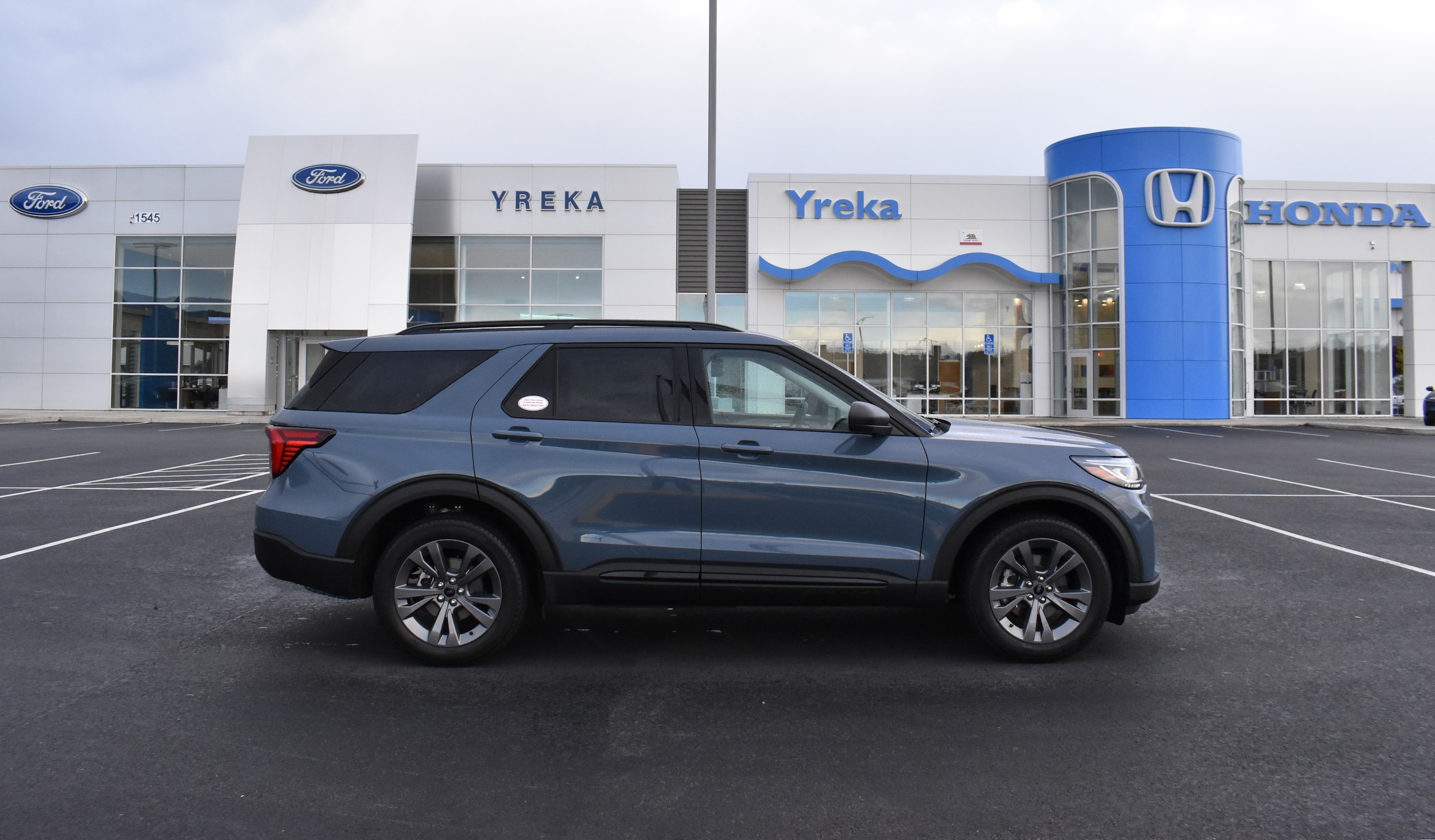 2026 Ford Explorer Active's photo