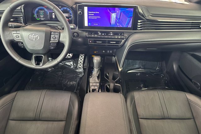 2025 Toyota Camry XSE - Photo 10