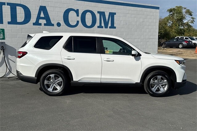 2025 Honda Pilot EX-L photo 3