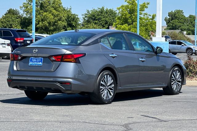 2025 Nissan Altima SV - Photo 4