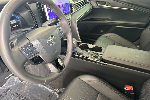 2025 Toyota Camry XSE - Photo 7