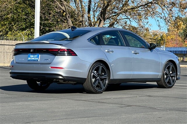 2025 Honda Accord Hybrid Sport photo 3