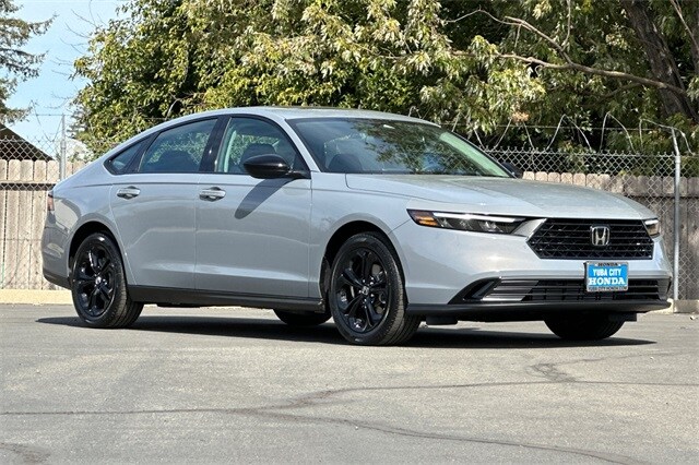 2025 Honda Accord SE photo 2