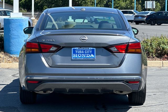 2025 Nissan Altima SV - Photo 5