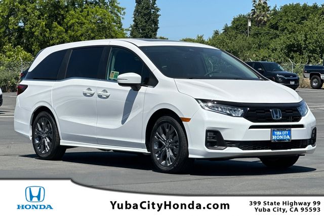2026 Honda Odyssey Touring's photo