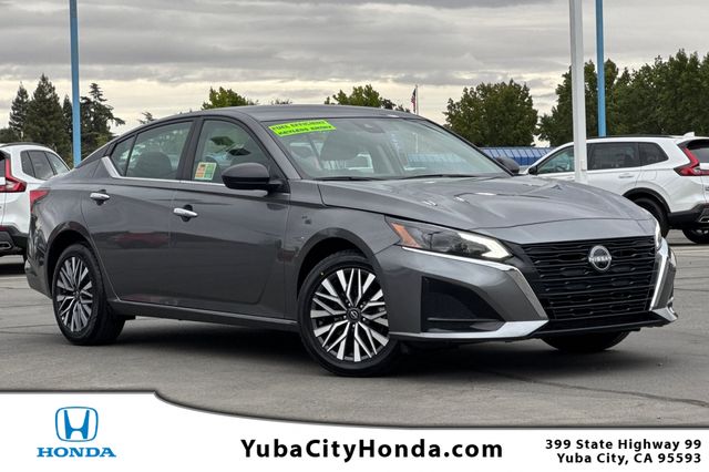 2025 Nissan Altima