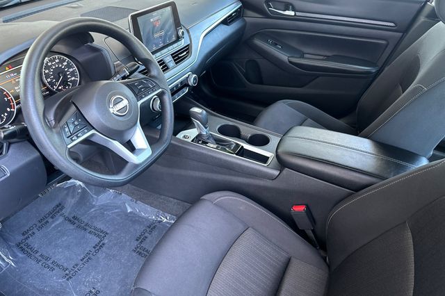 2025 Nissan Altima SV - Photo 7