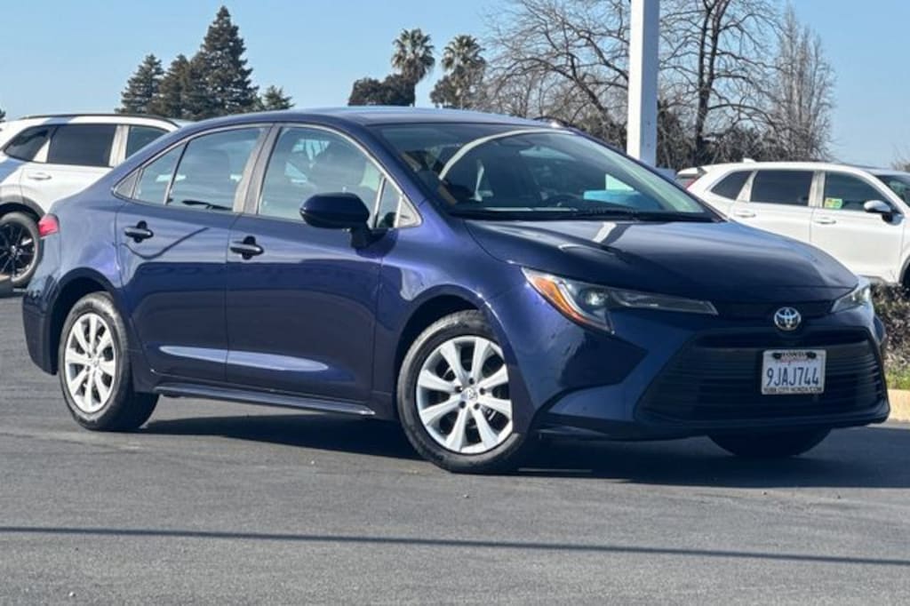 Used 2024 Toyota Corolla LE Sedan