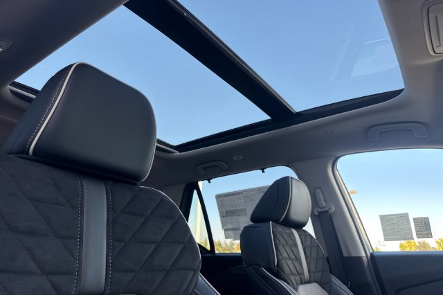 2026 Honda Pilot Elite - Photo 18