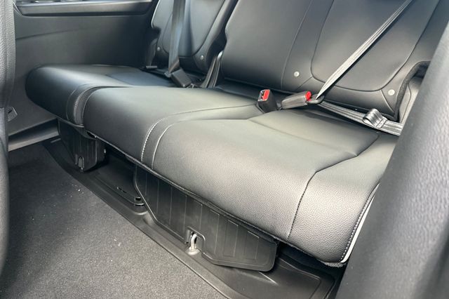2026 Honda Odyssey Touring - Photo 17