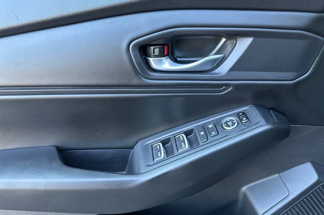 2024 Honda Accord EX - Photo 8