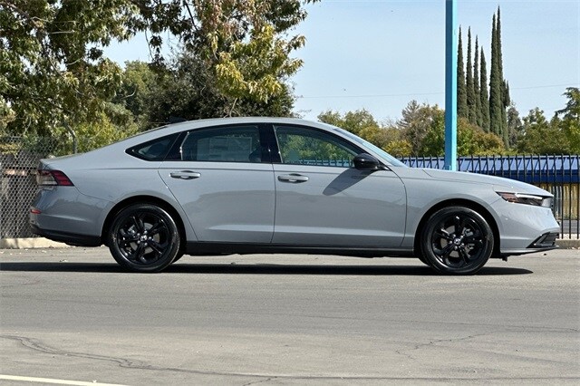 2025 Honda Accord SE photo 3