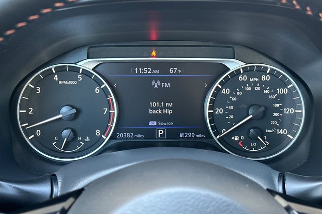 2025 Nissan Altima SR - Photo 20