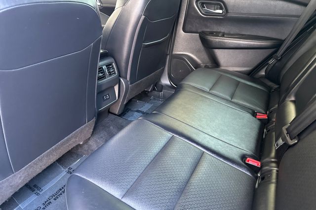 2023 Nissan Rogue SV - Photo 8