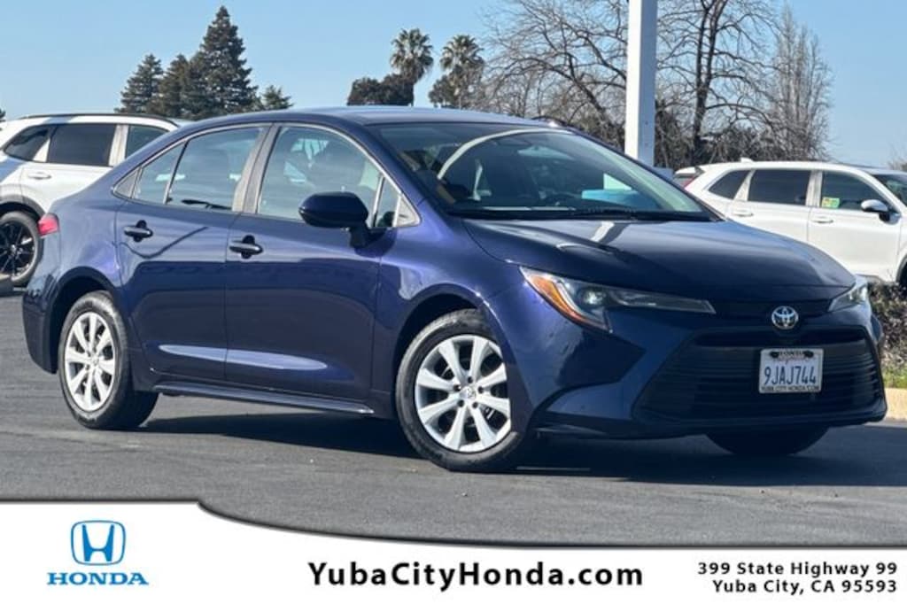 Used 2024 Toyota Corolla LE Sedan