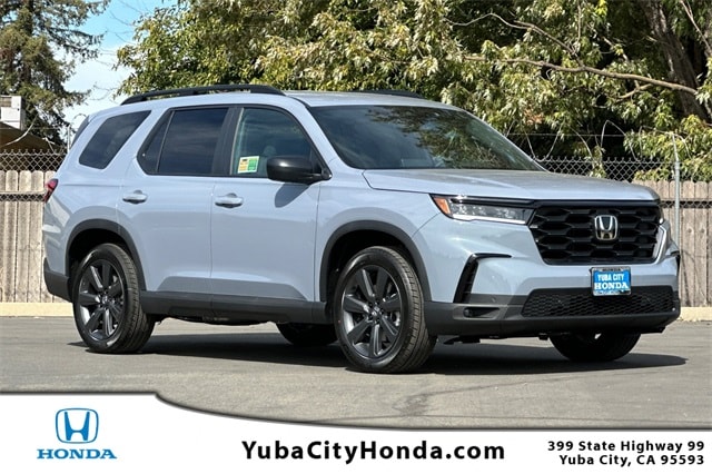 2025 Honda Pilot Sport's photo