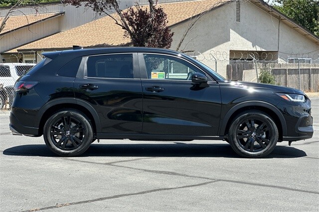 2026 Honda HR-V Sport photo 2