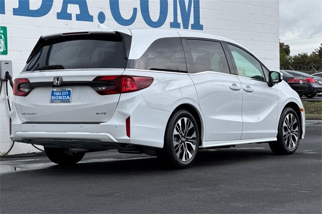 2026 Honda Odyssey Elite photo 4