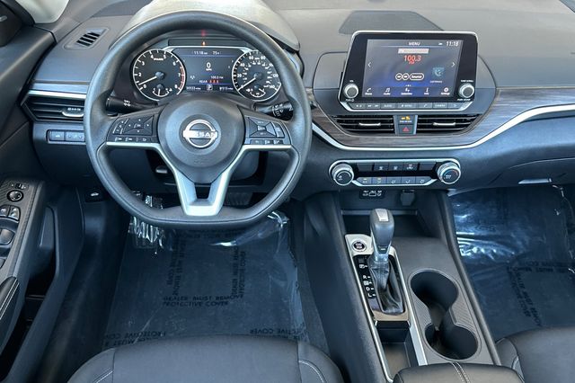 2025 Nissan Altima SV - Photo 11