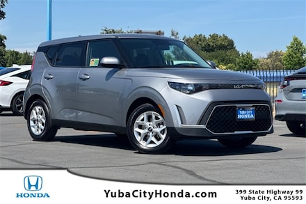 2024 Kia Soul LX Hatchback