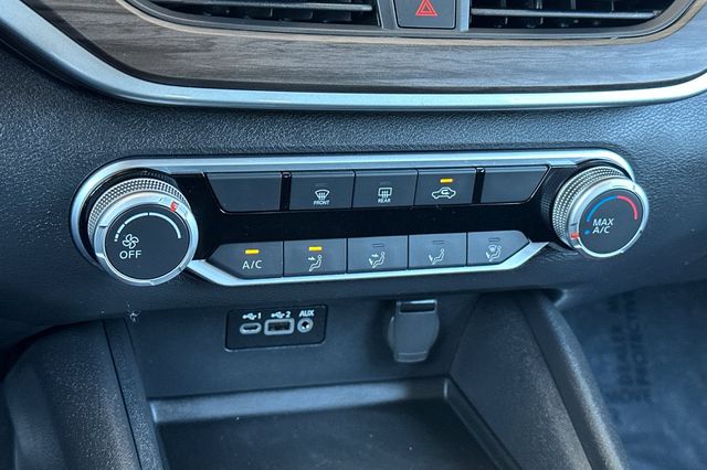 2025 Nissan Altima SV - Photo 16