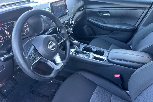 2025 Nissan Sentra SV - Photo 7