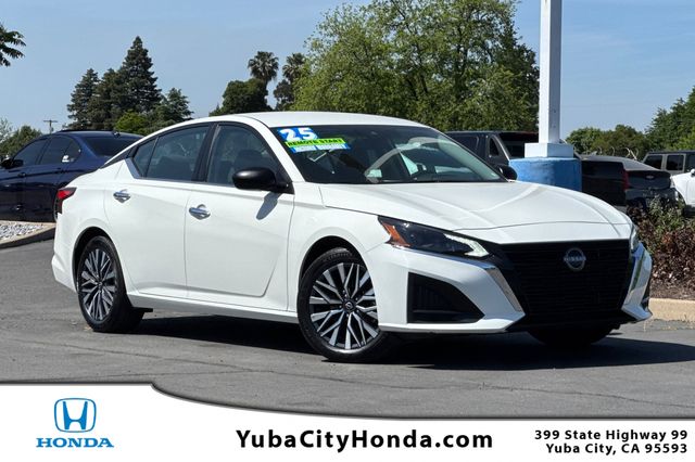 2025 Nissan Altima SV