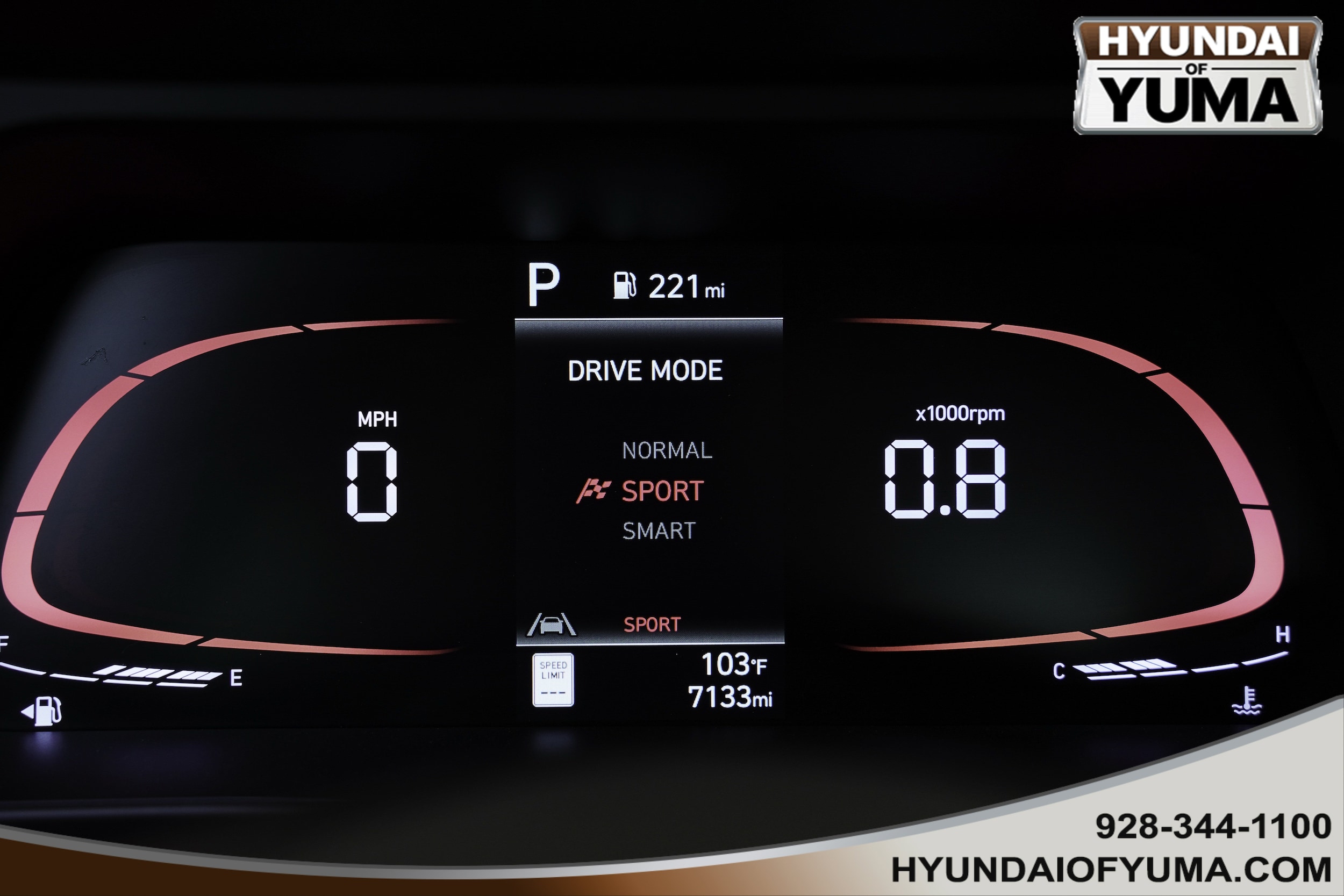 2025 Hyundai Elantra SEL - Photo 12