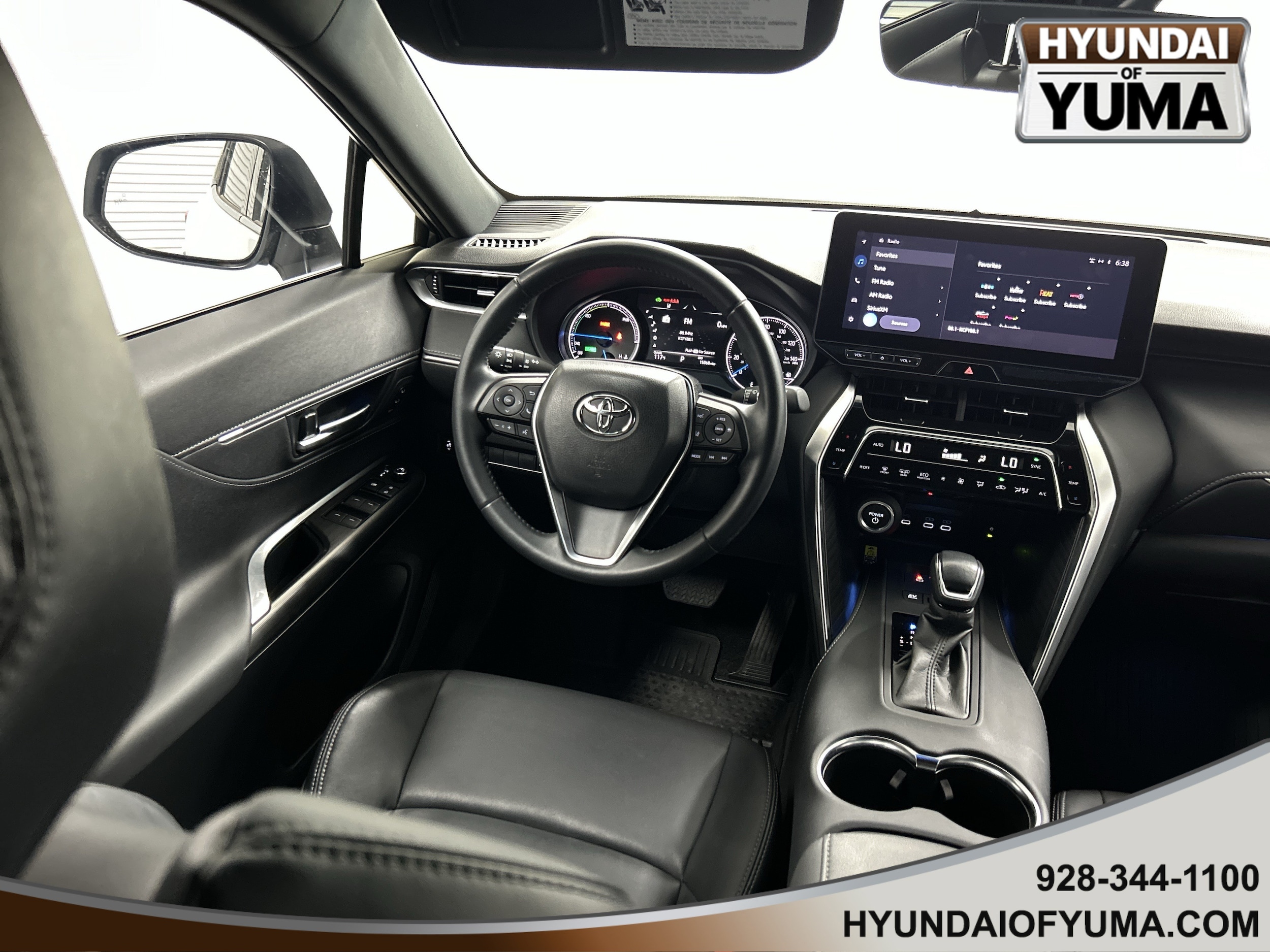 2024 Toyota Venza XLE - Photo 28