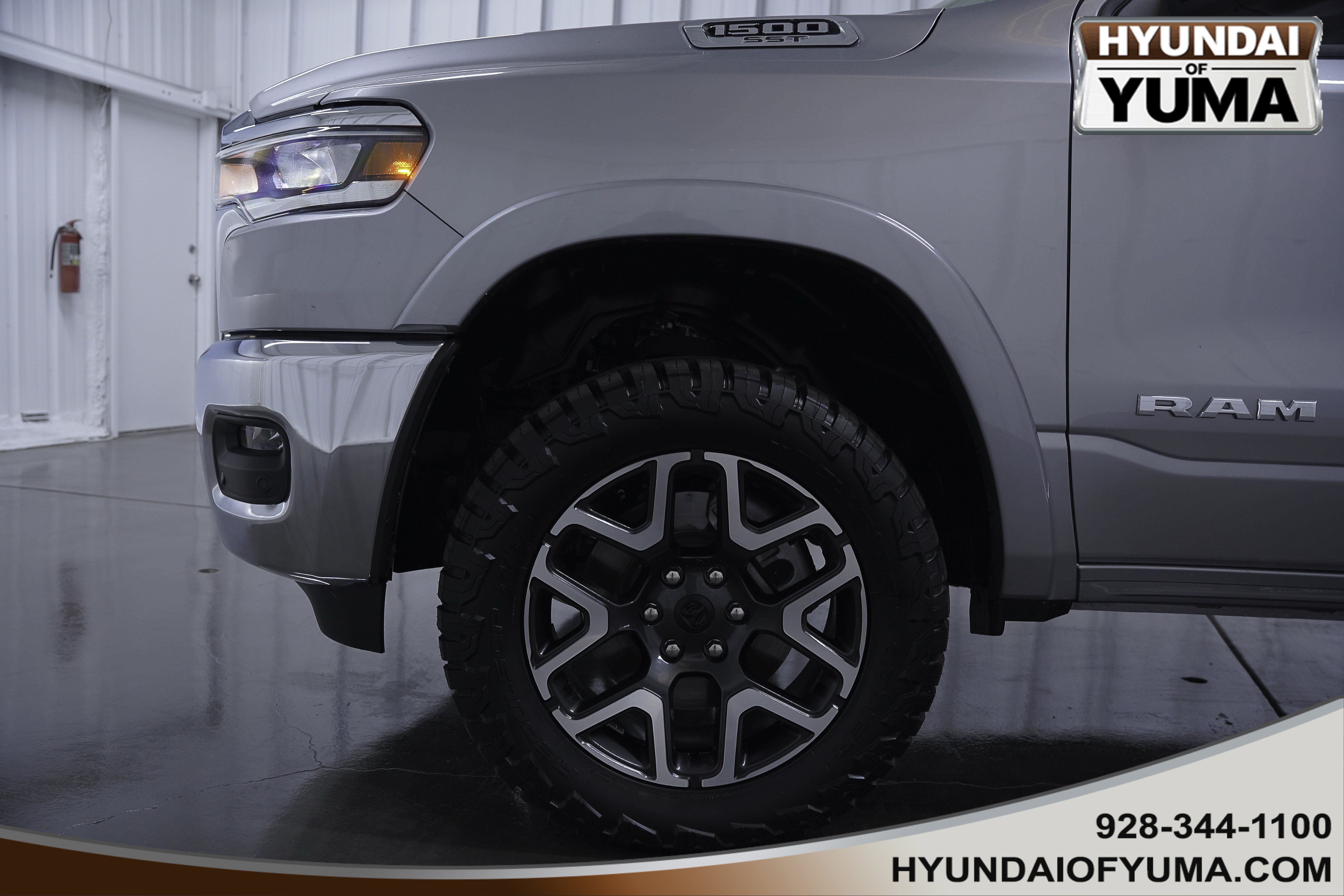 2025 RAM Ram 1500 Pickup Laramie - Photo 8