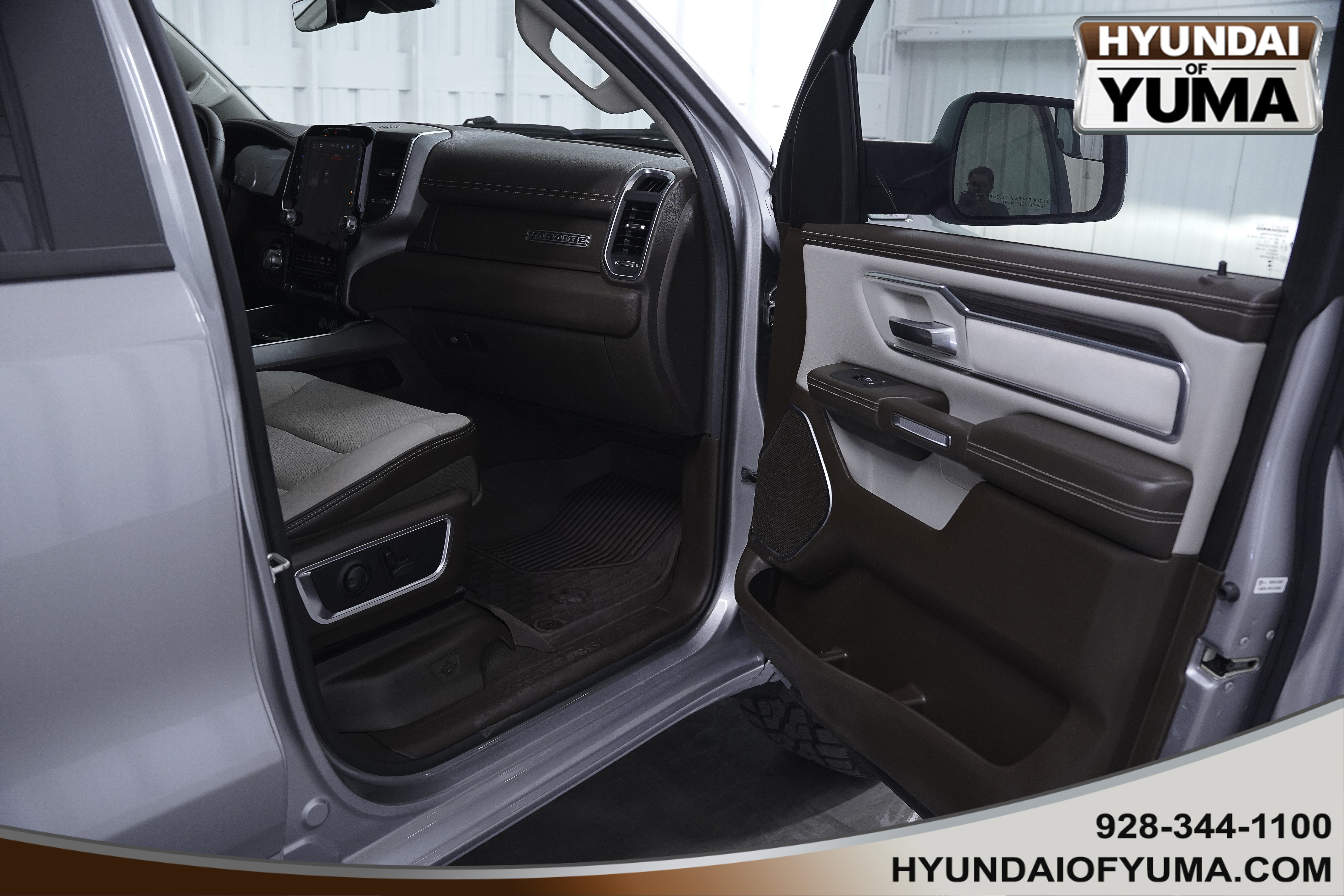 2025 RAM Ram 1500 Pickup Laramie - Photo 12