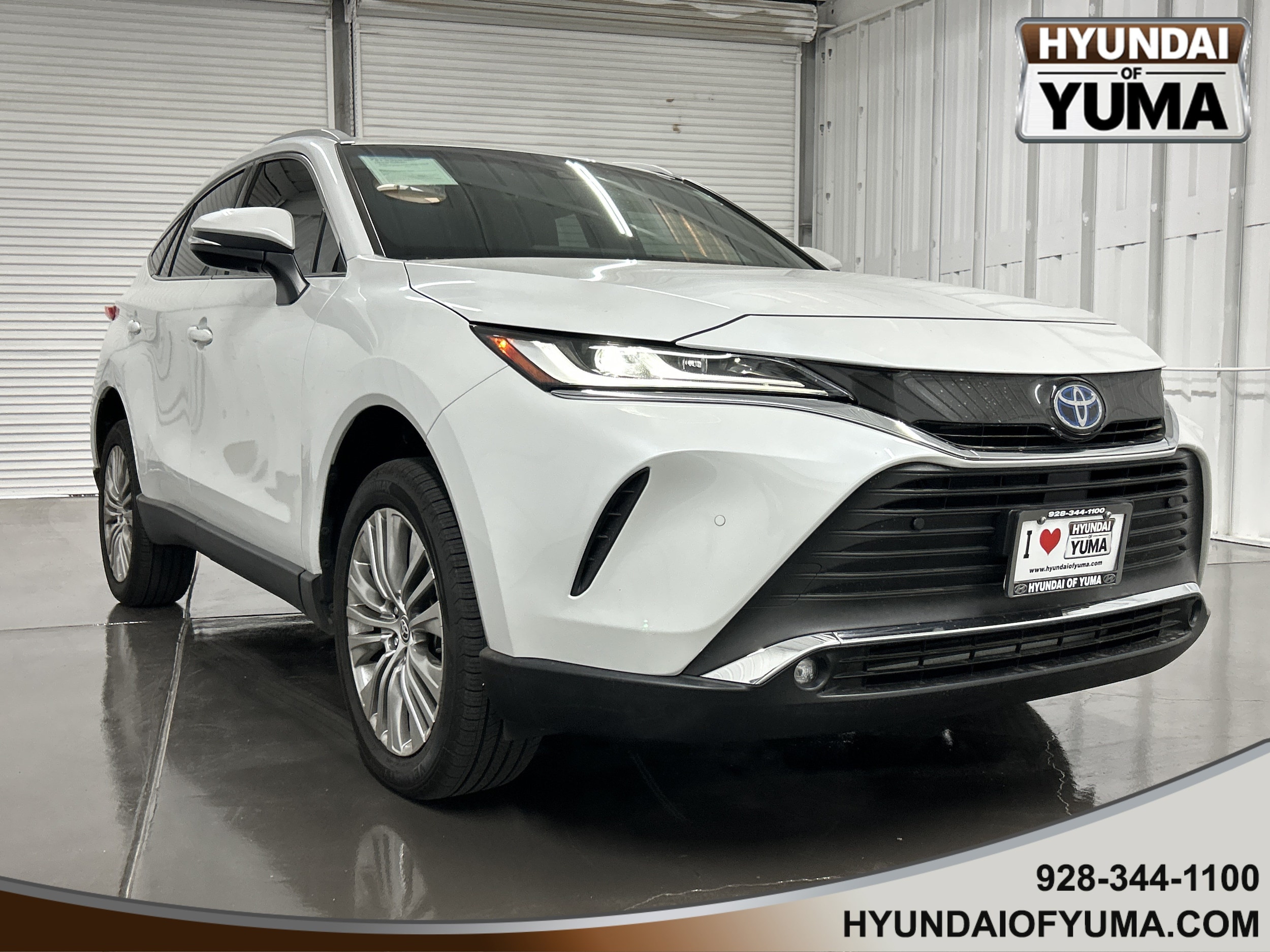 2024 Toyota Venza XLE - Photo 19