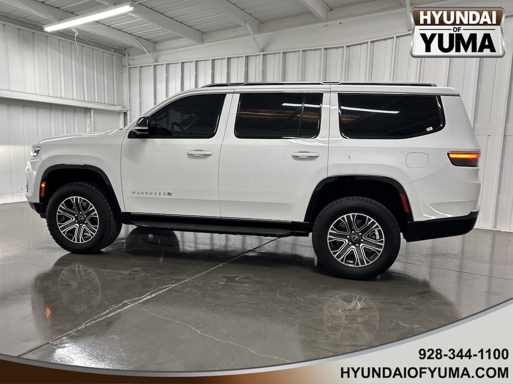 Used 2025 Jeep Wagoneer 4x4