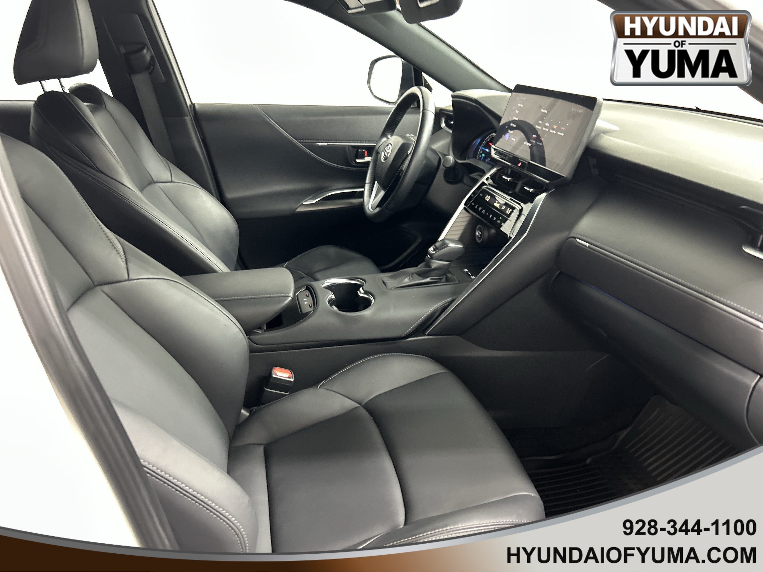 2024 Toyota Venza XLE - Photo 20