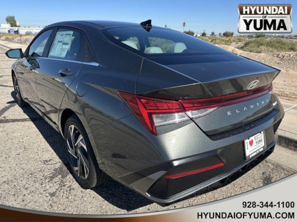 New 2026 Hyundai Elantra Limited Limited IVT