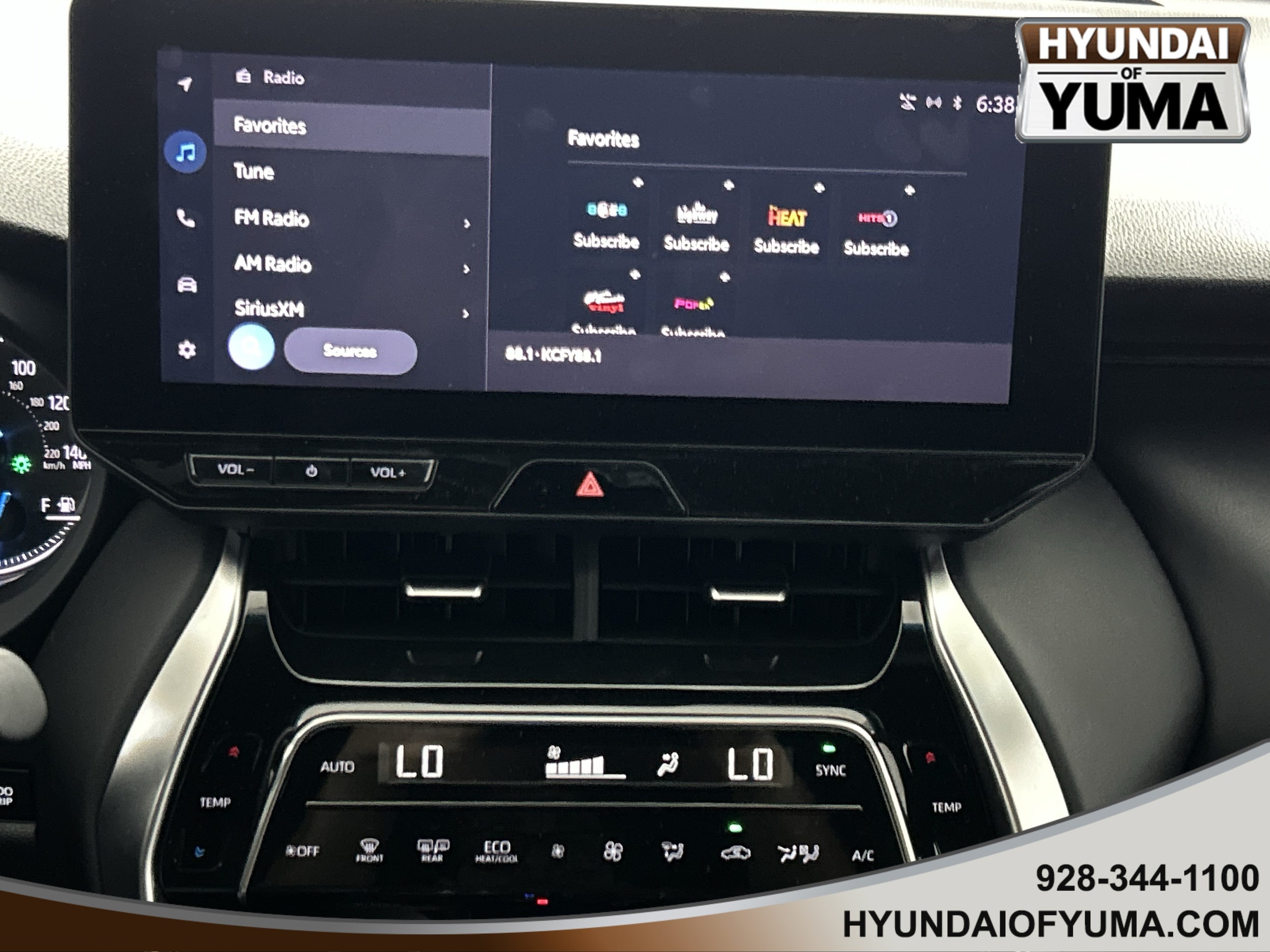 2024 Toyota Venza XLE - Photo 31