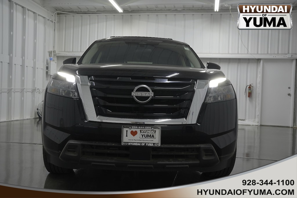 Used 2024 Nissan Pathfinder SV SV 2WD