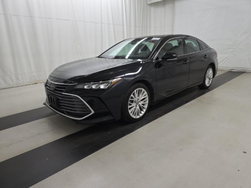 Used 2021 Toyota Avalon XLE Sedan