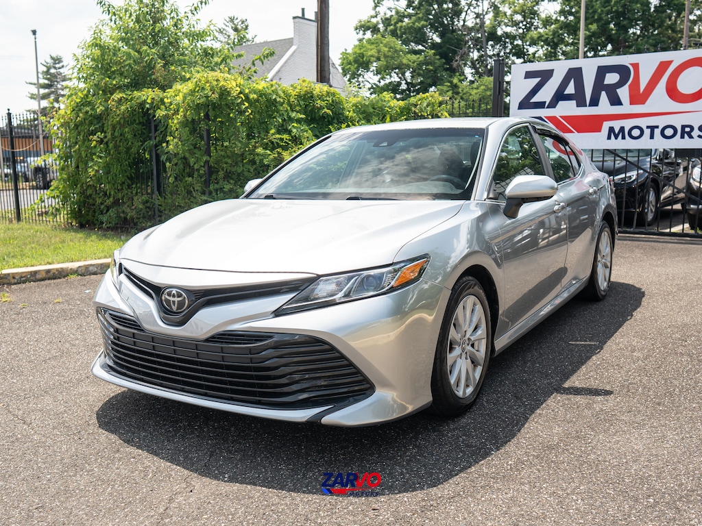 Used 2018 Toyota Camry LE Sedan