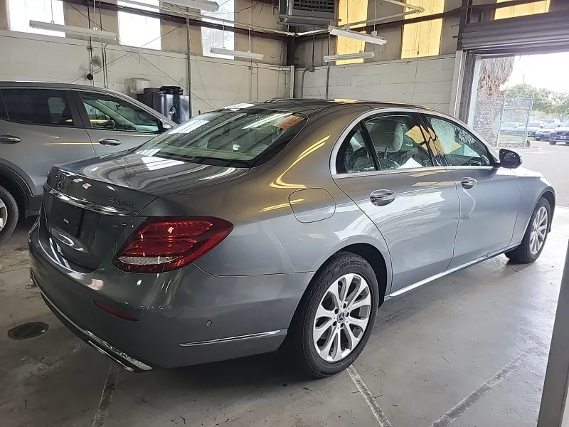 Used 2018 Mercedes-Benz E 300 4MATIC Sedan