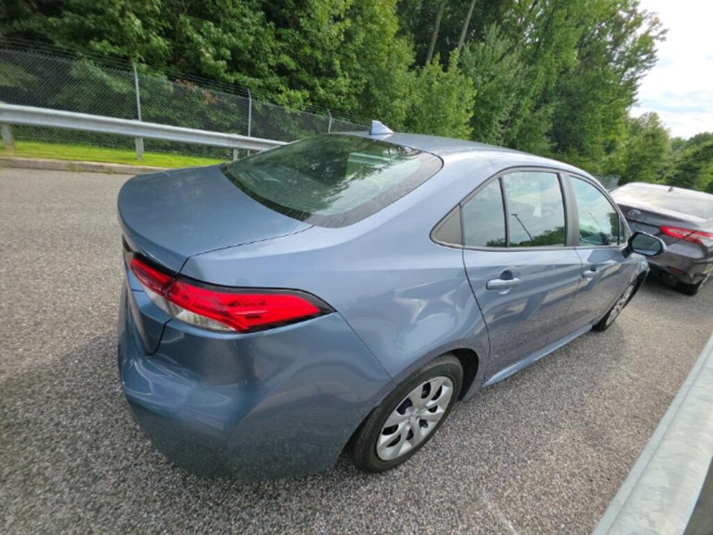 Used 2022 Toyota Corolla LE Sedan