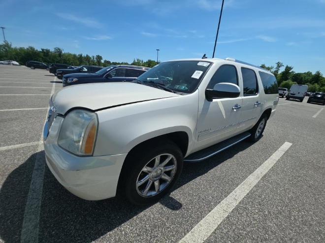 2012 GMC Yukon Denali AWD's photo