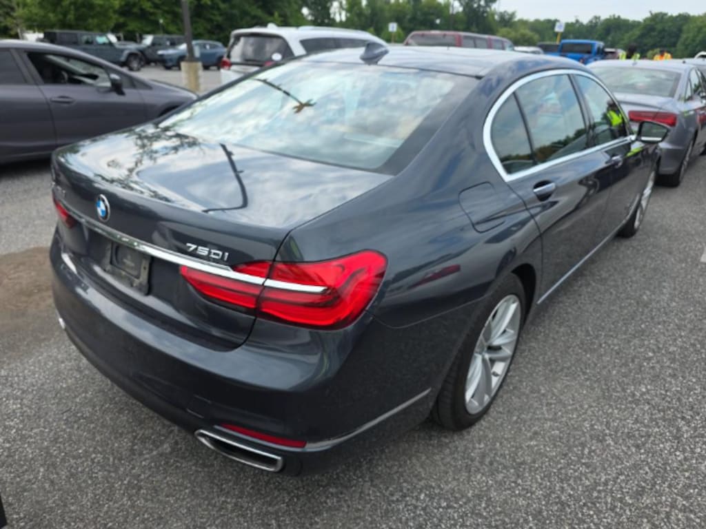 Used 2016 BMW 750i xDrive Sedan