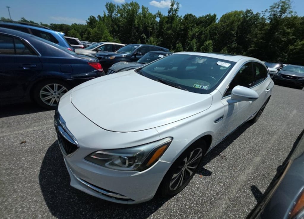 Used 2018 Buick LaCrosse Essence Sedan