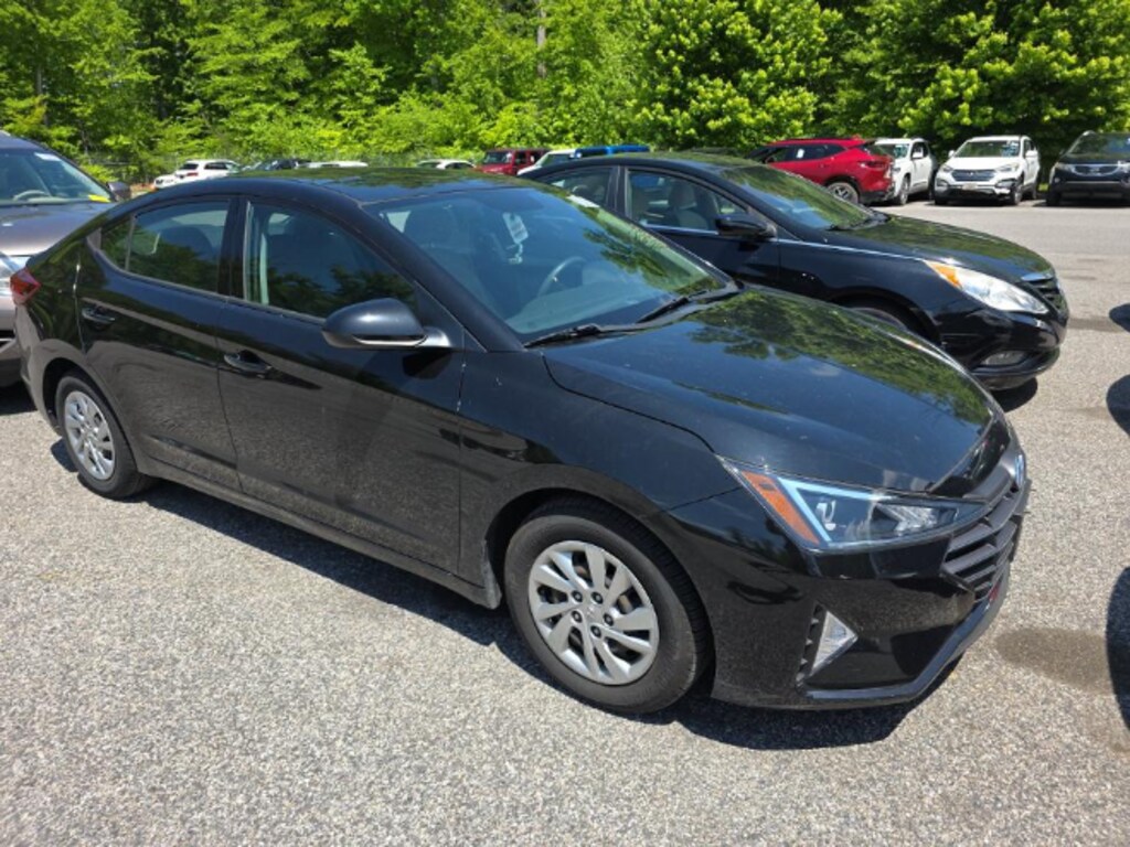 Used 2019 Hyundai Elantra SE Sedan